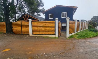 AMPLIA CASA REMODELADA VILLA EL DELFIN NIEBLA VALDIVIA
