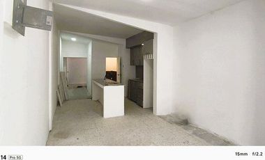 VENTA CASA CON USO COMERCIAL CDLA. ACACIAS - SUR