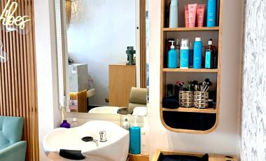 Traspaso de salón de belleza a pasos de Playa Mamitas