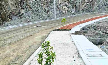 VENDO TERRENO CON PRECIOSA VISTA A LAGUNA Y CLUB HOUSE EN CONDOMINIO CERRADO!!!