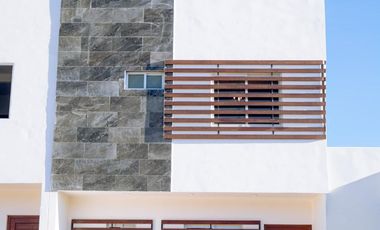 ULTIMA CASA EN PRIVADA