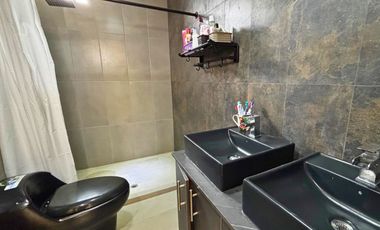 Casa Moderna en Venta  |  348,44 m²  | Urbanización Balcón del Norte – Carcelén