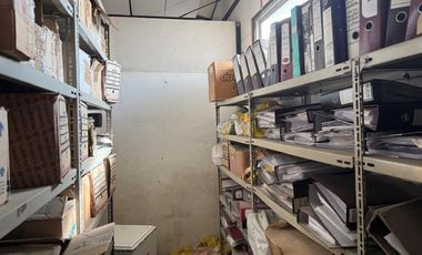 LOCAL COMERCIAL-PREFERENTEMENTE FARMACIAS