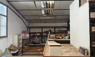 LOCAL COMERCIAL-PREFERENTEMENTE FARMACIAS