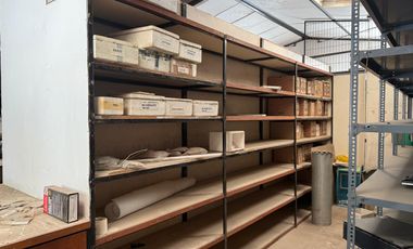 LOCAL COMERCIAL-PREFERENTEMENTE FARMACIAS