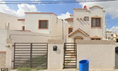 HERMOSA CASA A SOLO 5 MIN DEL AEROPUERTO Y A 15 DEL CENTRO Y DEL PASO FRONTERIZO