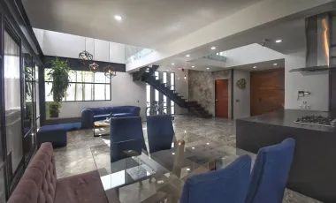 Casa de lujo con alberca y jacuzzi en el corazón de Cancún – Supermanzana 19