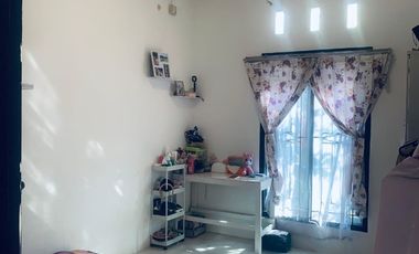 Rumah di jln Sungai lareh lubuk minturun. Padang