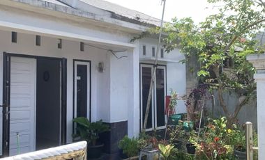Rumah di jln Sungai lareh lubuk minturun. Padang