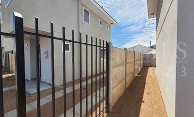 ARRIENDO CASA DETRAS DEL JUMBO DE LA ULRIKSEN