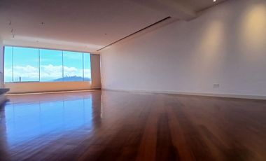 Departamento 3 dormitorios - González Suarez (Vista panorámica)