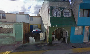 CASA EN RECUPERACIÓN HIPOTECARIA - PALOMA SILVESTRE, FRACCIONAMIENTO LAS PALOMAS, METEPEC TOLUCA, EDO MEX