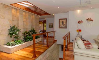 Casa de lujo en venta Colinas de Challuabamba