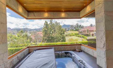 Casa de lujo en venta Colinas de Challuabamba