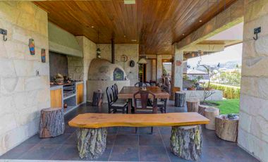 Casa de lujo en venta Colinas de Challuabamba