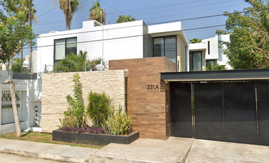 CASA EN VENTA EN FUNDURA MONTEBELLO MERIDA YUCATAN DE REMATE