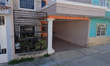 CASA EN VENTA EN COLINDE ZAPOTITIC JALISCO DE REMATE