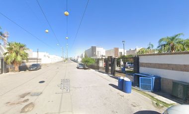 CASA EN VENTA, FRACC. LOS PORTONES, TORREÓN, COAHUILA ¡¡REMATE BANCARIO!!