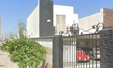 CASA EN VENTA, FRACC. LOS PORTONES, TORREÓN, COAHUILA ¡¡REMATE BANCARIO!!