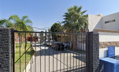 CASA EN VENTA, FRACC. LOS PORTONES, TORREÓN, COAHUILA ¡¡REMATE BANCARIO!!