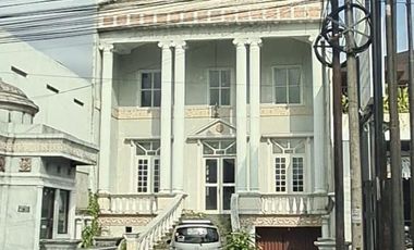 3-Storey Building for Rent Suitable for Offices and Businesses in the Palagan Street Area