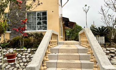 Casa en venta Pedro Vicente Maldonado - Vía Calacali la  Independencia sobre la vía Principal en Andoas