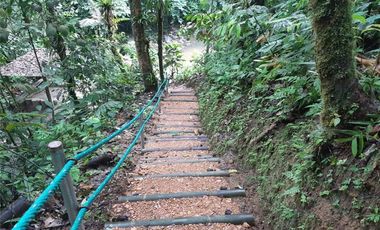 Casa en venta Pedro Vicente Maldonado - Vía Calacali la  Independencia sobre la vía Principal en Andoas