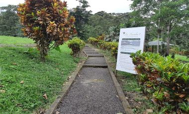 Casa en venta Pedro Vicente Maldonado - Vía Calacali la  Independencia sobre la vía Principal en Andoas