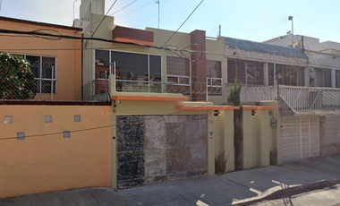 REMATO CASA EN AV DEL TALLER JARDIN BALBUENA CDMX