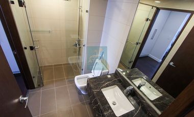 For Rent: 1-Bedroom Condo with Balcony at The Alcoves, Cebu Business Park