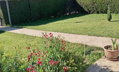 SE VENDE CASA CON AMPLIO TERRENO, LONGAVI,REGION DE MAULE.