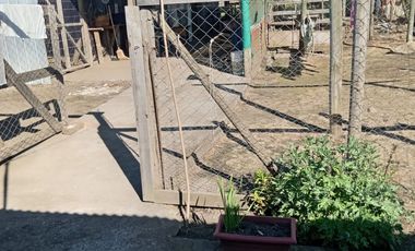 SE VENDE CASA CON AMPLIO TERRENO, LONGAVI,REGION DE MAULE.