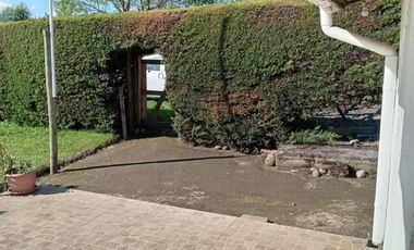 SE VENDE CASA CON AMPLIO TERRENO, LONGAVI,REGION DE MAULE.