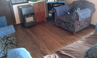 SE VENDE CASA CON AMPLIO TERRENO, LONGAVI,REGION DE MAULE.