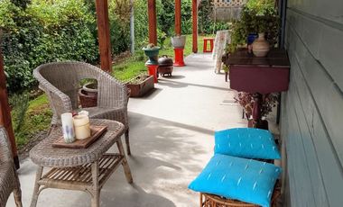 Venta de Hermosa Casa en Mehuin en calle Principal