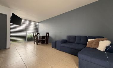 Casa en renta AMUEBLADA, por la zona del Fortín