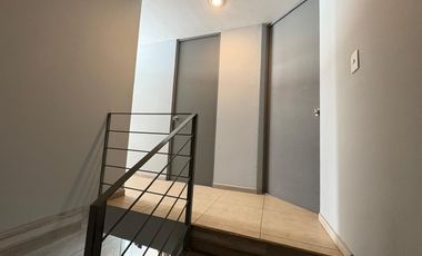 Casa en renta AMUEBLADA, por la zona del Fortín