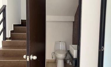 CASA EN RENTA. FRACCIONAMIENTO PUERTA MAGNA