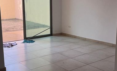 CASA EN RENTA. FRACCIONAMIENTO PUERTA MAGNA