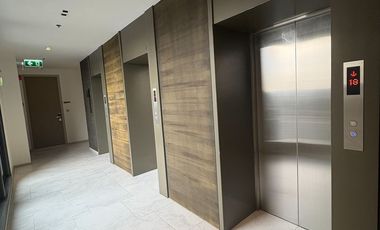 38th Floor, Stunning City View! Great Value! For Sale Ashton Silom Condominium by Ananda Development — 32.39 sq.m., near Silom Complex