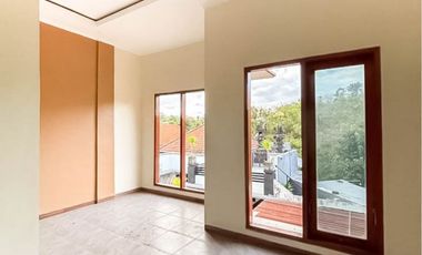 FOR SALE LUXURY VILLA 2ND FLOOR WITH A SWIMMING POOL AT BENOA, BADUNG, BALI