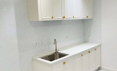 Bayfront Studio Condo for Sale | Jinxi Seaview City Parañaque | Near MOA & Okada