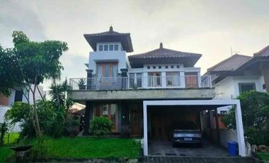 Di jual Rumah Mewah 
Lokasi di Teras Ayung Denpasar Timur gatsu timur