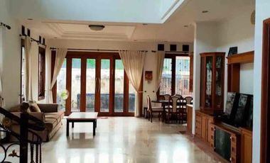 Di jual Rumah Mewah 
Lokasi di Teras Ayung Denpasar Timur gatsu timur