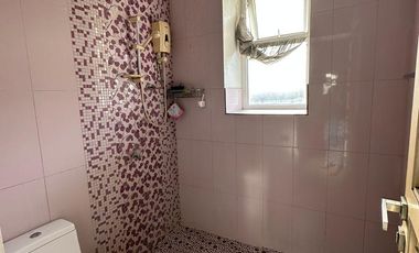 Disewakan Rumah Luas dan Nyaman di Pondok Kuwera, Condet