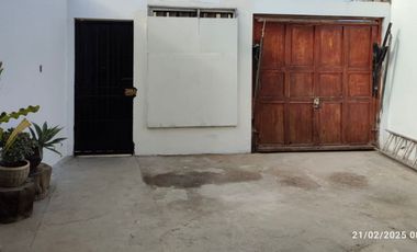 Alquilo Casa Con Excelente Ubicación En Chincha Alta