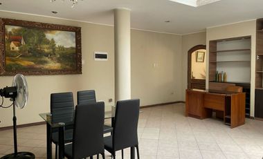 Alquilo Casa Con Excelente Ubicación En Chincha Alta