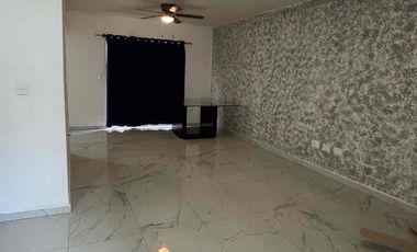 Casa en renta Cumbres Elite sector Hacienda Monterrey