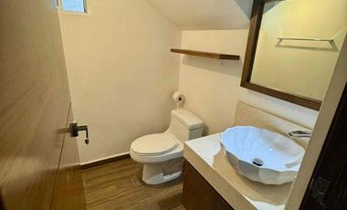 Casa en renta Cumbres Elite sector Hacienda Monterrey