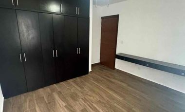 Casa en renta Cumbres Elite sector Hacienda Monterrey